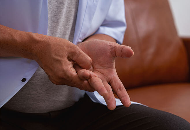 Common Hand and Wrist Water Sports Injuries & How to Prevent Them - Hand  and Wrist Institute